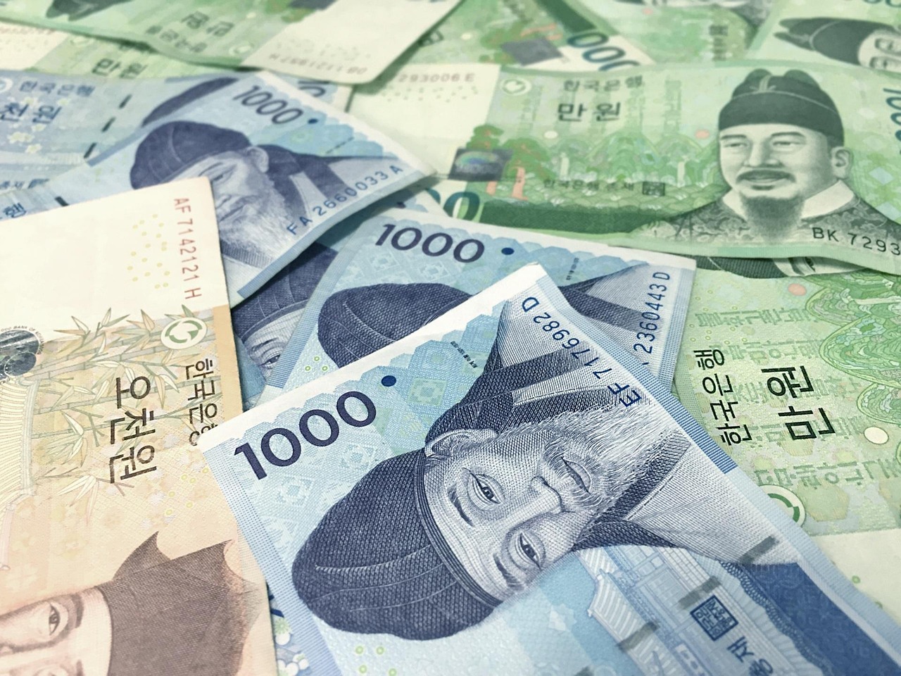 韓國(guó)政治電影的揭示與探索